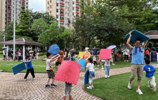 疫後復常，「賽馬會智樂好玩社區同盟」終於可重踏公園的公共空間，與小街坊在戶外玩。